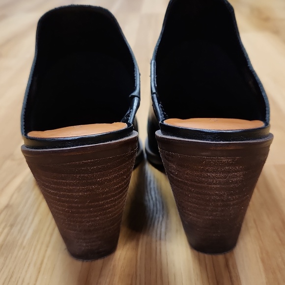 Lucky Brand Black Slip On Mule Sz. 9.5 - Picture 4 of 5